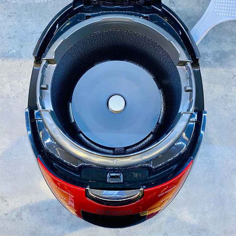 Nồi cơm điện tử áp suất Cuckoo CRP-N0680SR dung tích 1.08 lít