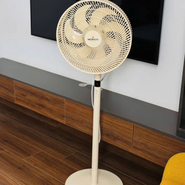 Quạt cây biết nói Morico MF630