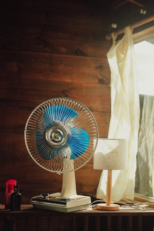 Quạt Bàn KDK A40B: Đẳng Cấp Gió Mát Từ Thương Hiệu Hơn 100 Năm Tuổi