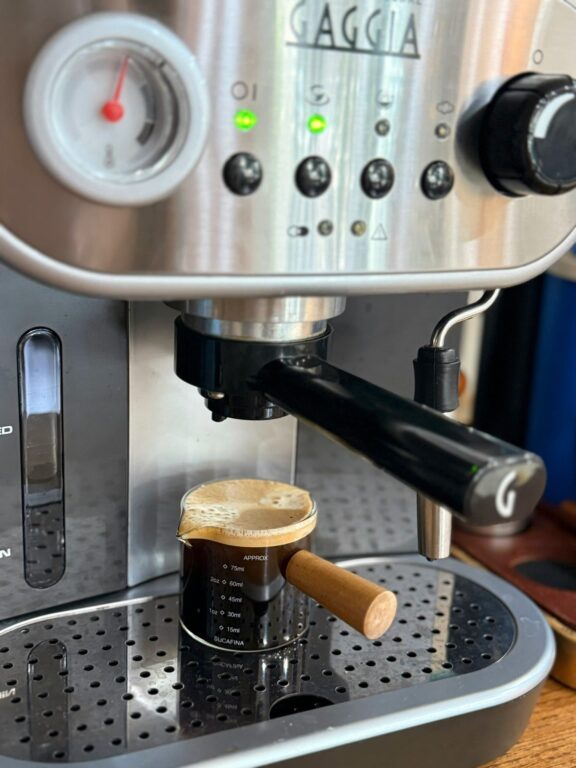 Máy pha cà phê GAGGIA CAREZZA DELUXE