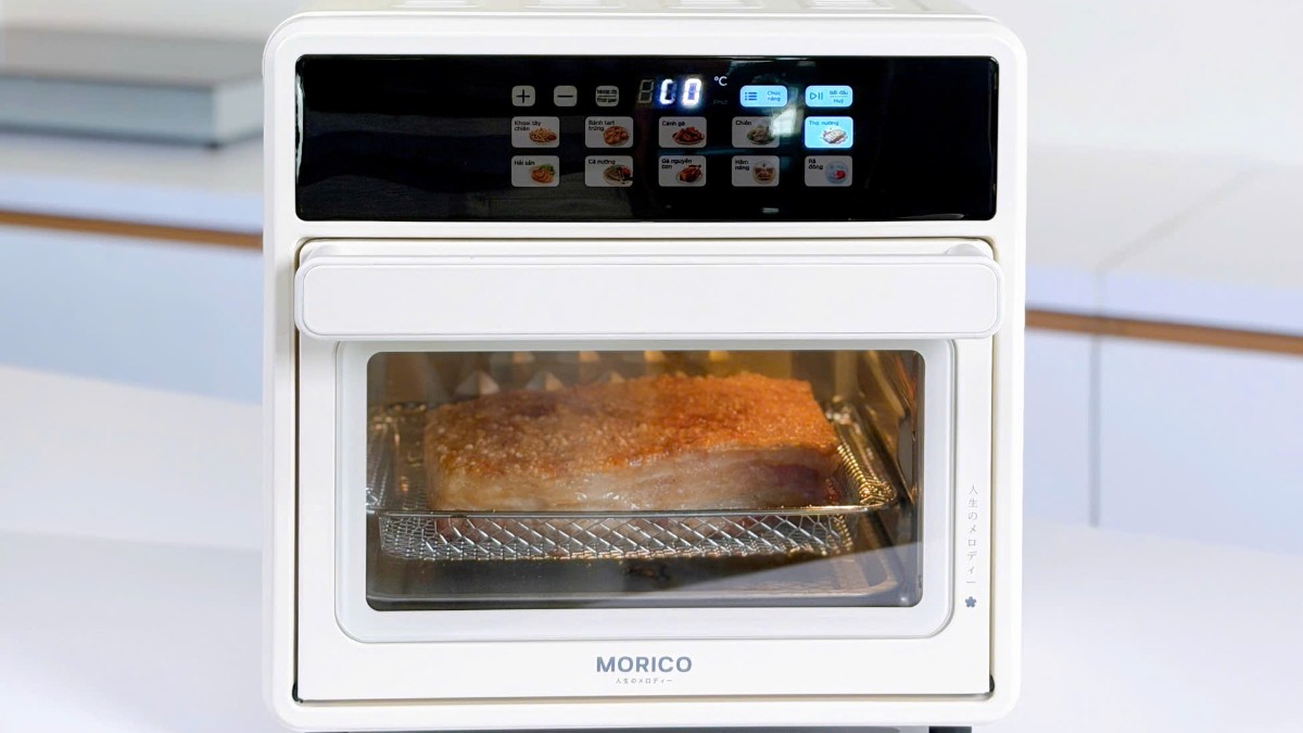 Morico MA708 nhìn chính diện, màn hình cảm ứng hiển thị thời gian đang đếm ngược