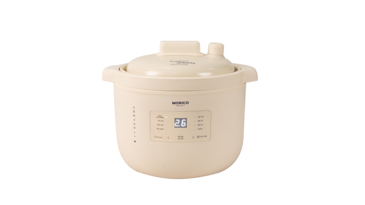 Nồi kho hầm Morico MS6008 dung tích 2.5L vỏ màu kem, nắp liền thân và bảng điều khiển phía trước
